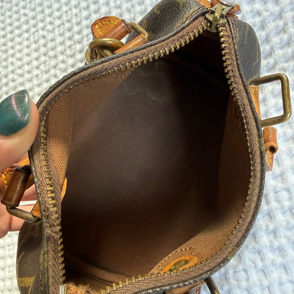 Vintage Louis Vuitton Mini Speedy - Picture 10 of 16